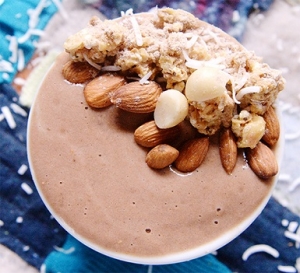 coconut-cacao-smoothie-bowl.jpg