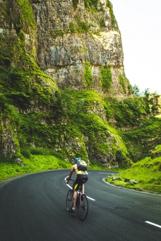 Cycling-Mountains.jpg